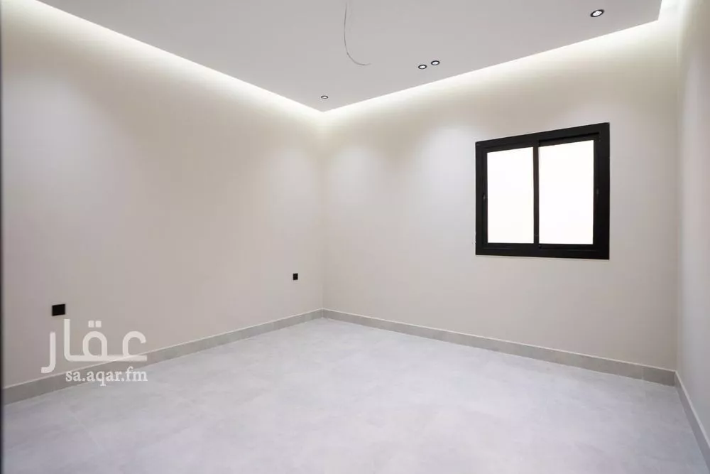 4 bedroom apartment in Al Rawdah 5