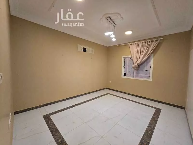 دور 4 غرف في الشراع 8