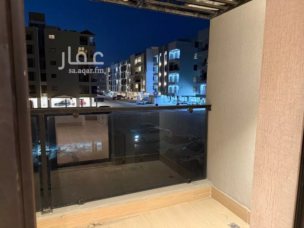 5 bedroom apartment in Al Hamra 4
