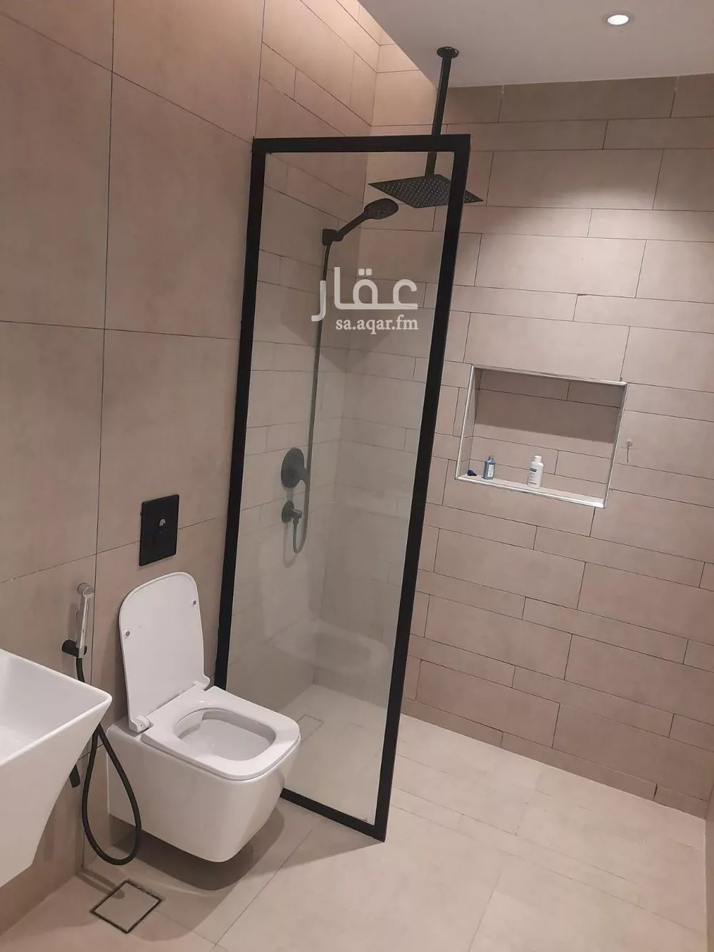شقة 3 غرف في النخيل 8