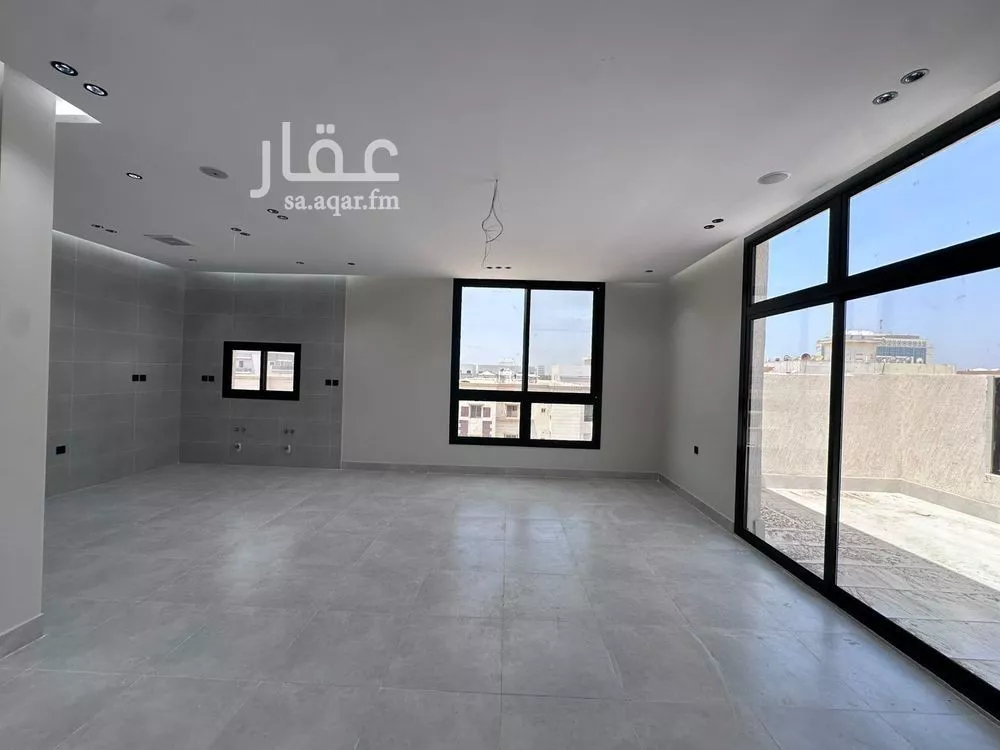 4 bedroom apartment in Al Rawdah 4