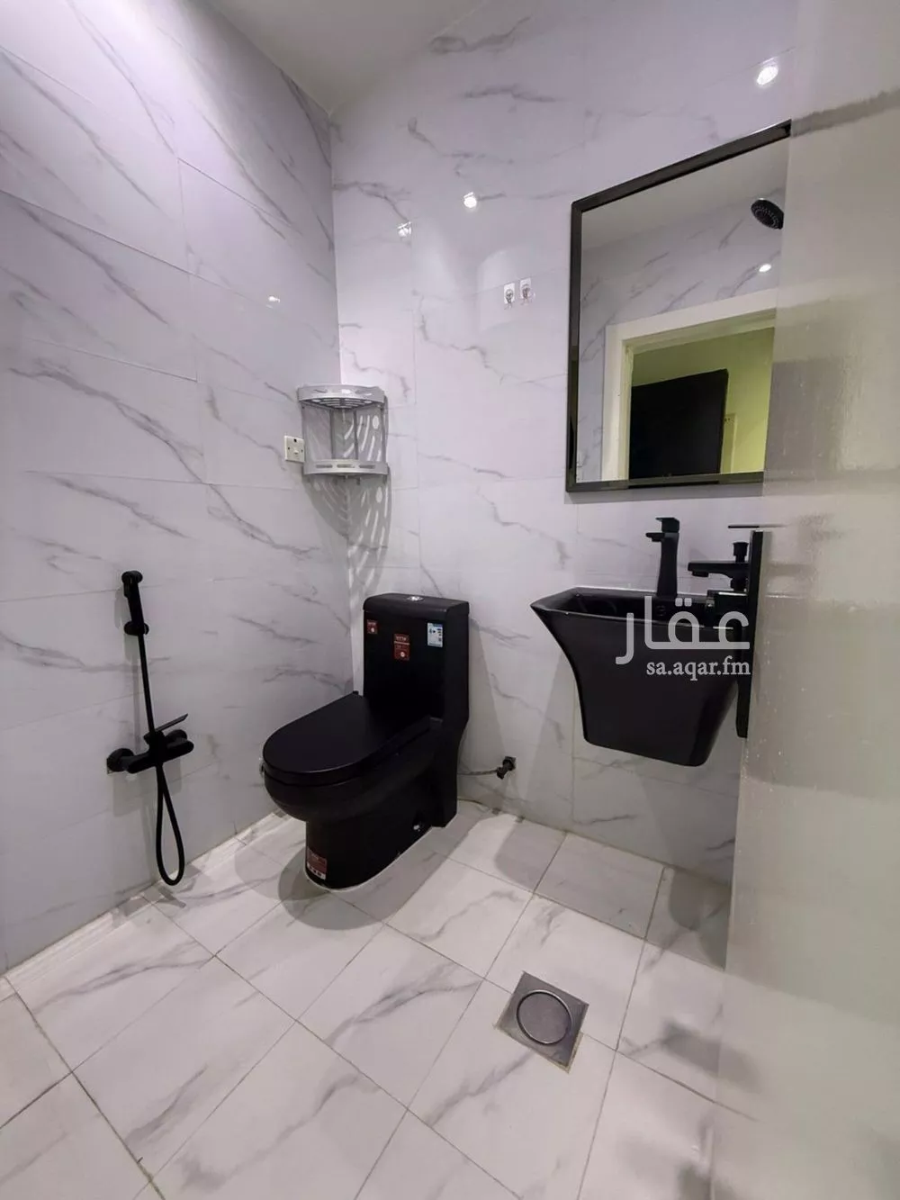 1 bedroom apartment in Al Aqiq 3