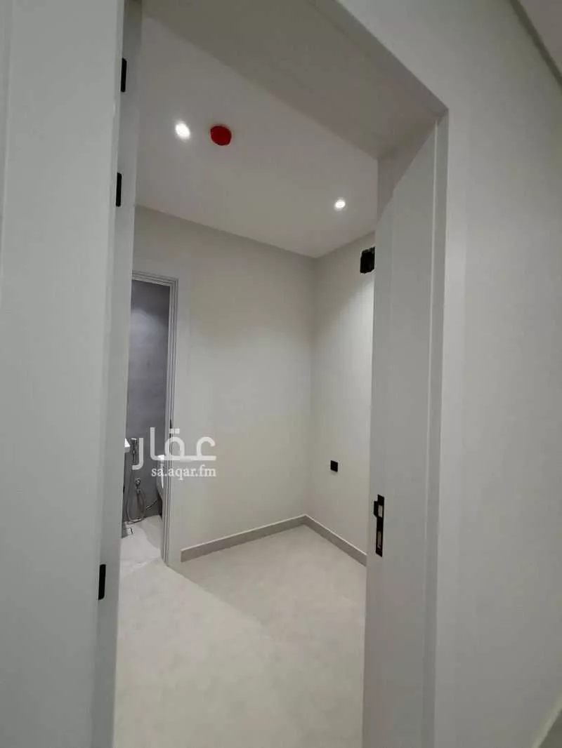 3 bedroom apartment in Al Bahr 5