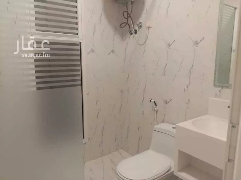شقة 3 غرف في الحمرا 9