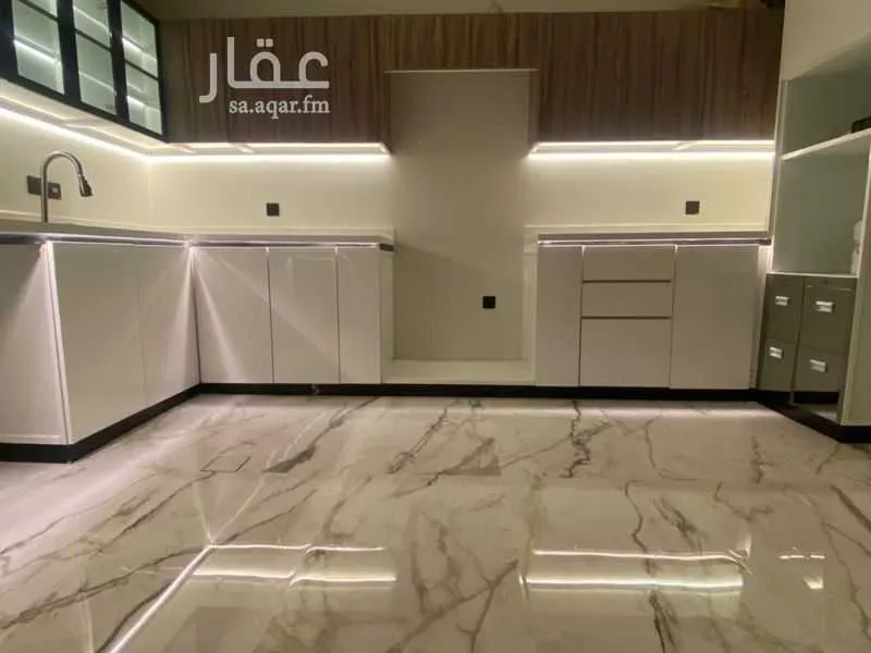 3 bedroom apartment in Al Aridh 5