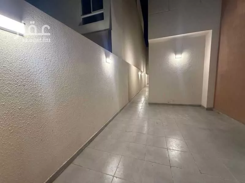 فيلا 5 غرف في الفلاح 6