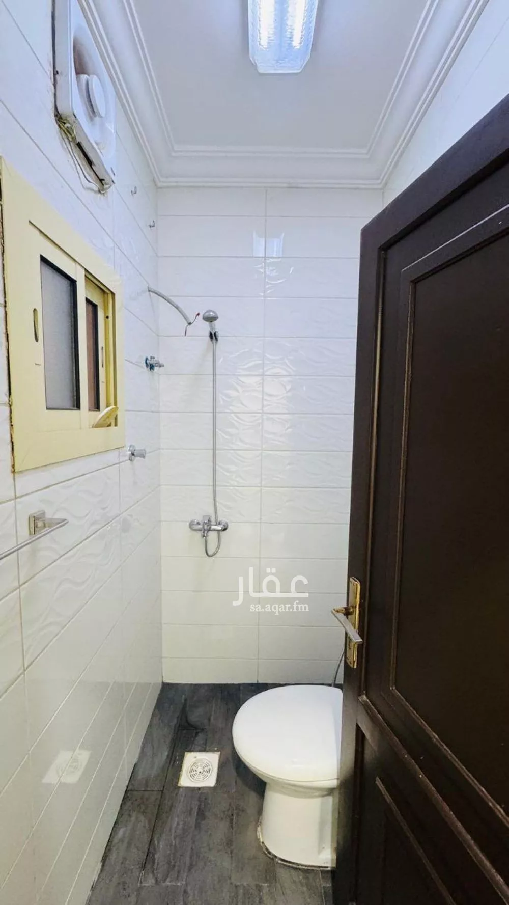 فيلا 7 غرف في الريان 10