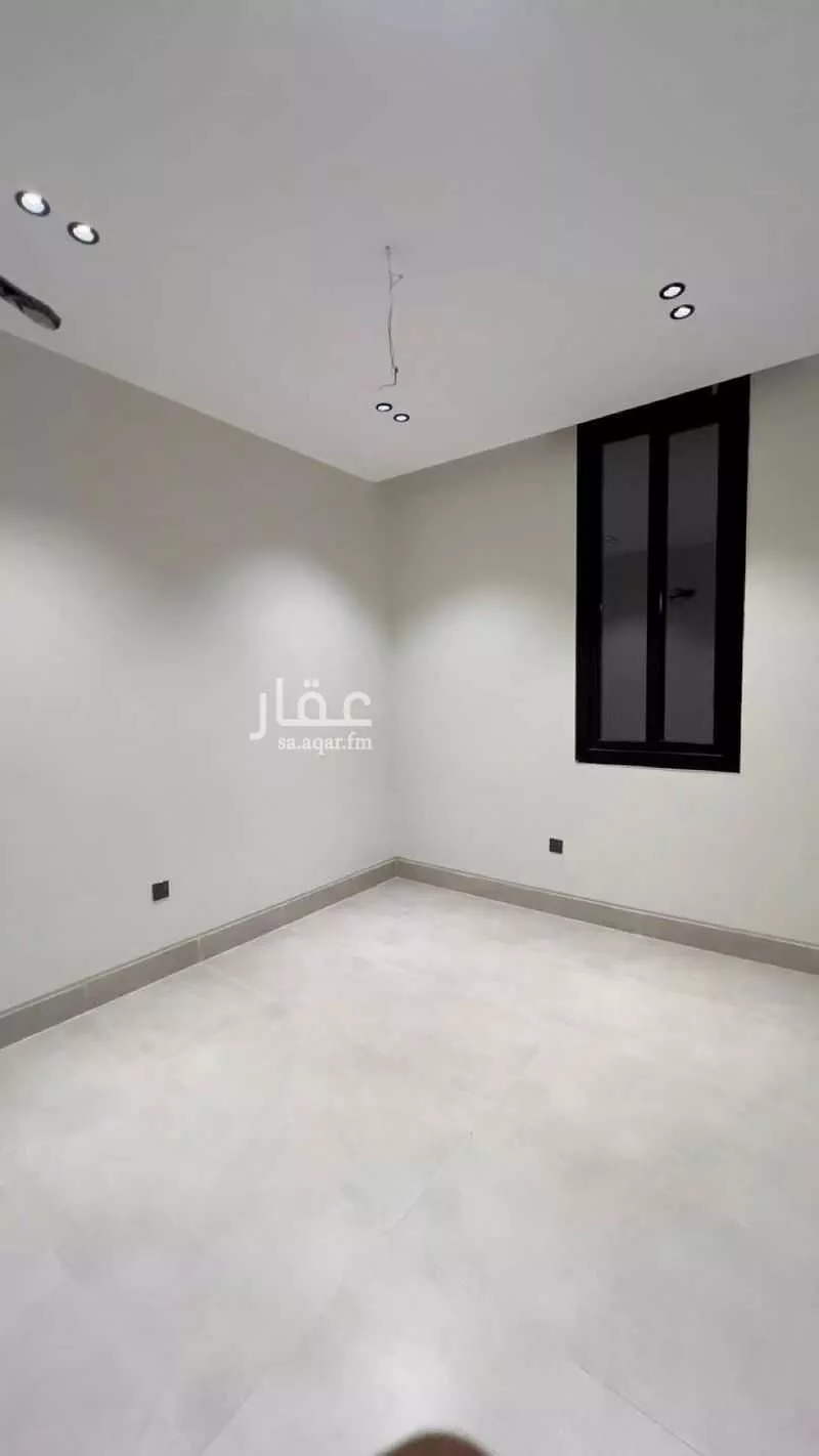 شقة 4 غرف في الزهراء 12