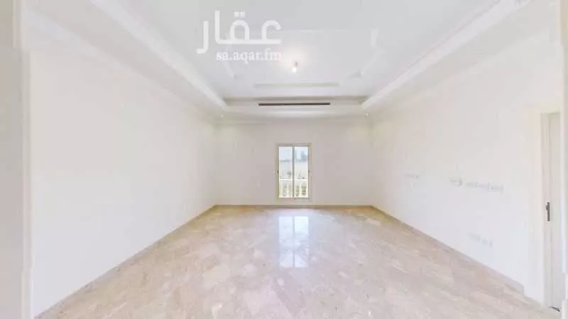 فيلا 5 غرف في الشاطئ 7