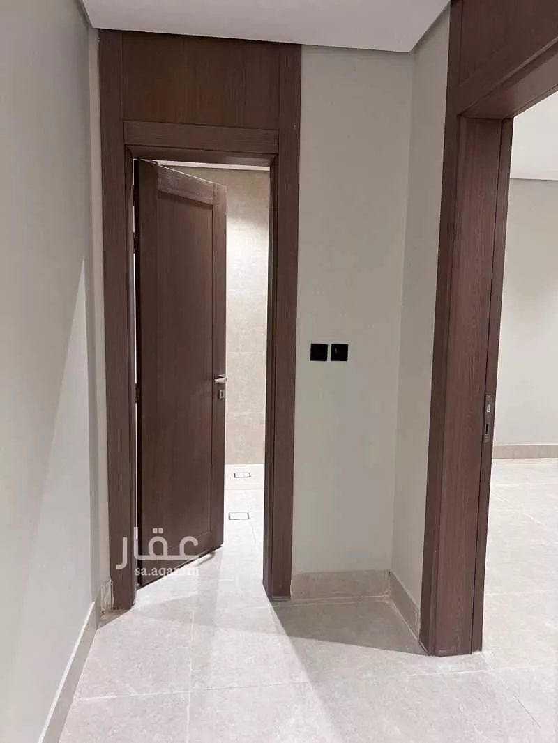شقة 5 غرف في القصور 18