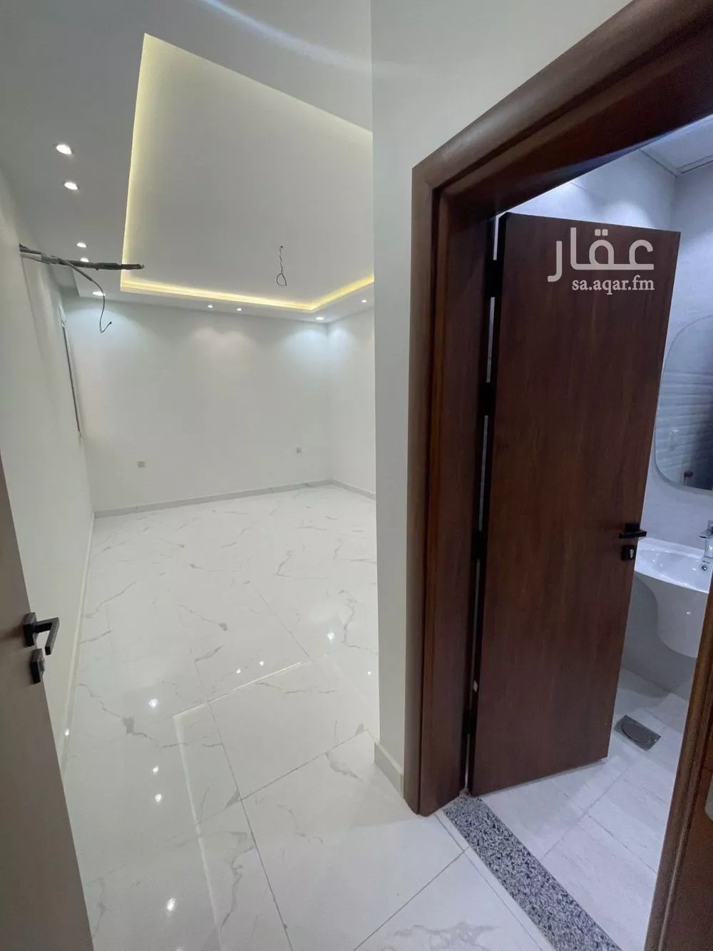 دور 6 غرف في المطار 6