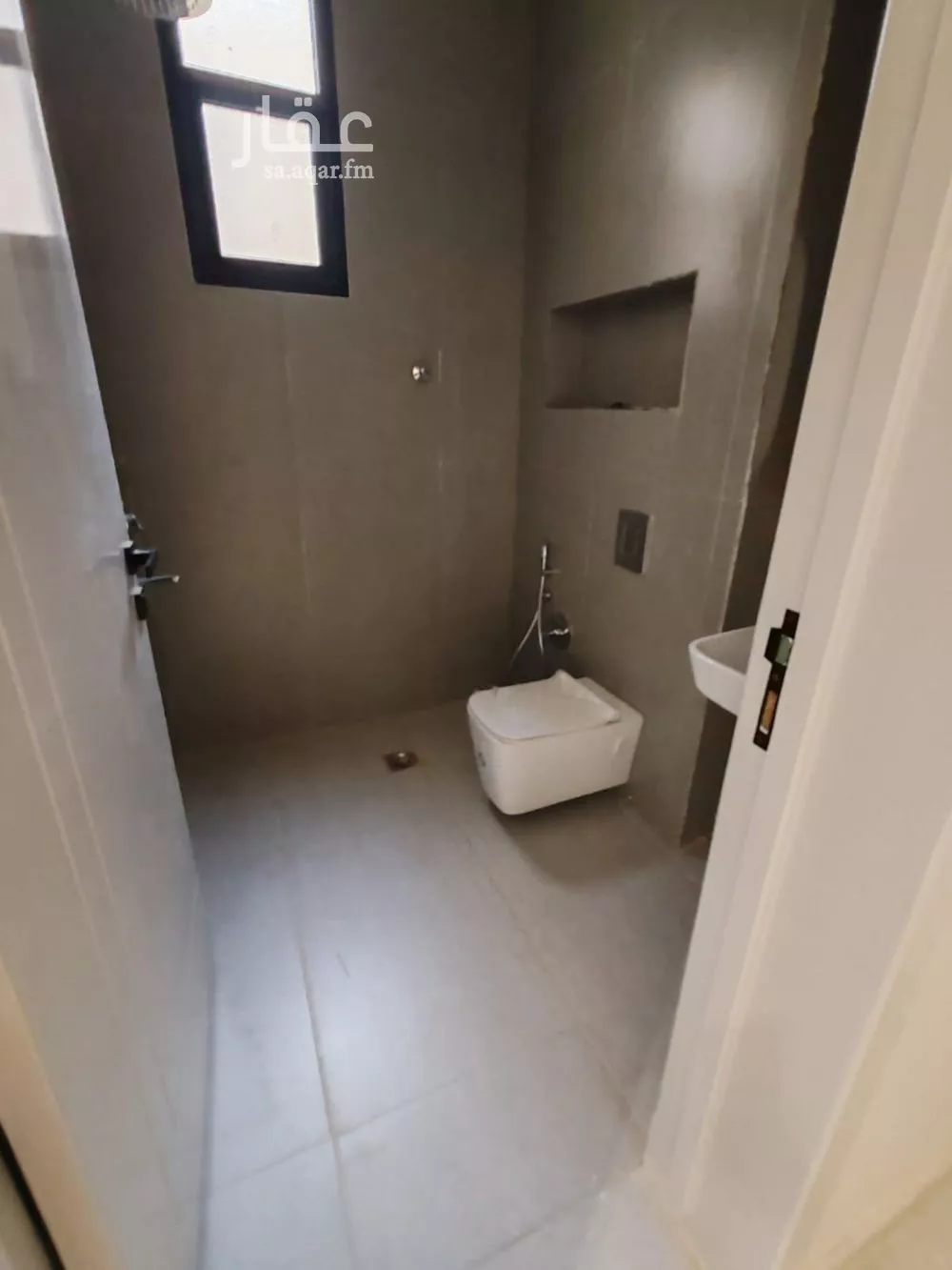 3 bedroom floor in Dahiat Namar 23