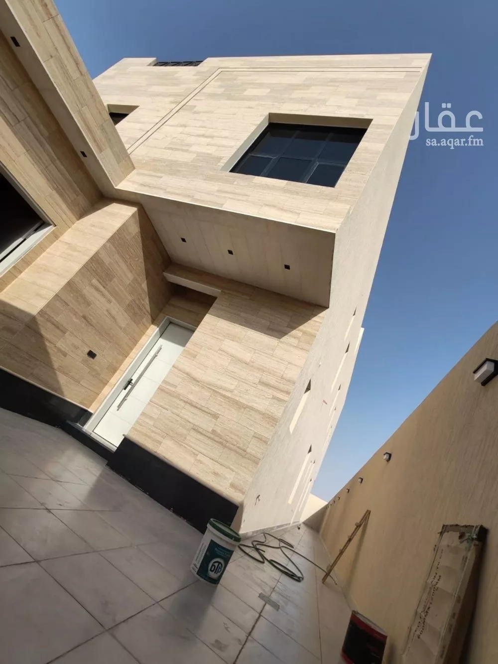 3 bedroom floor in Dahiat Namar 4