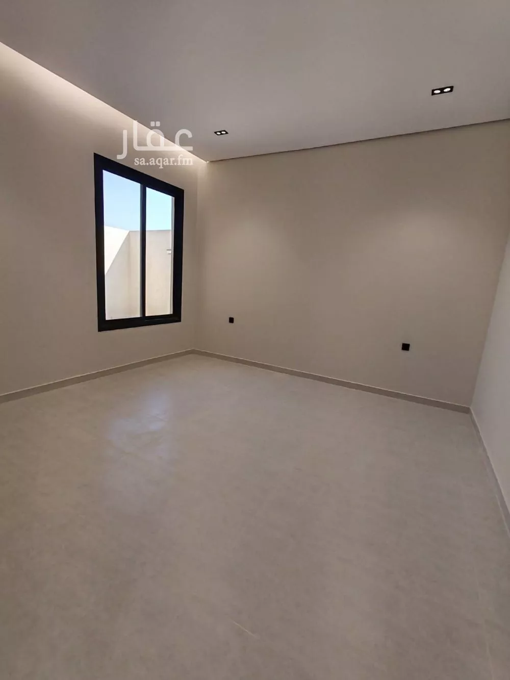 3 bedroom floor in Dahiat Namar 6
