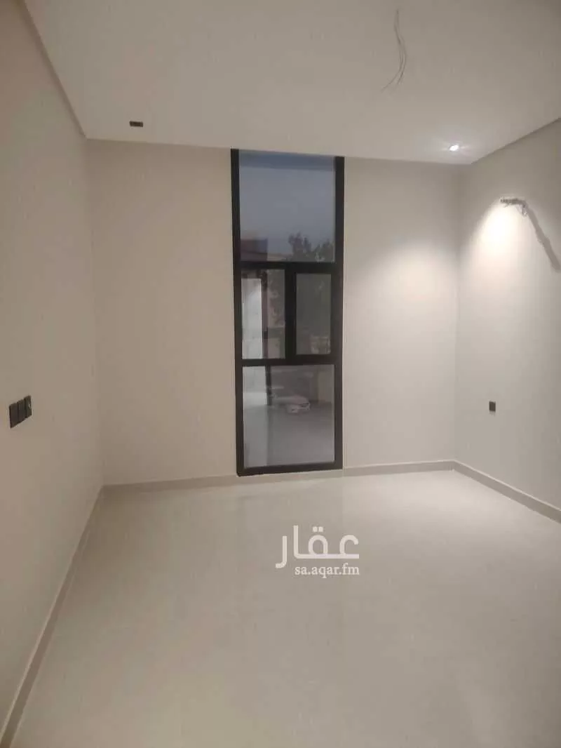 عمارة 607 م² في الصالحية 17