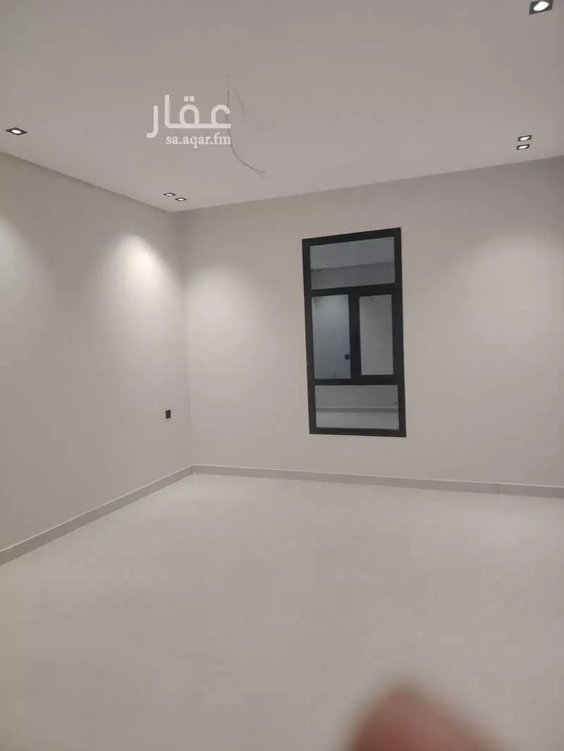 عمارة 607 م² في الصالحية 25
