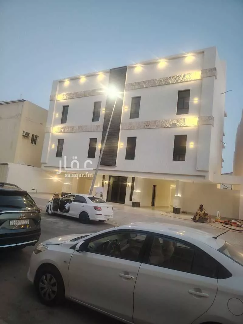 عمارة 607 م² في الصالحية 26