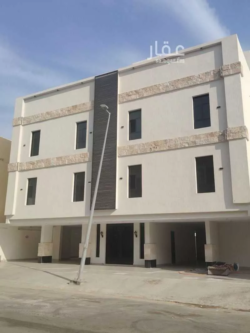 عمارة 607 م² في الصالحية 28