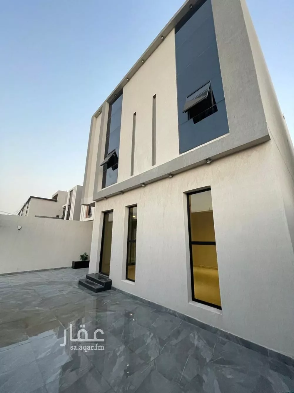 فيلا 6 غرف في الشعلة 4