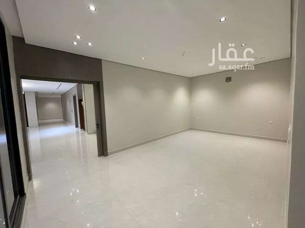 فيلا 6 غرف في الشعلة 8