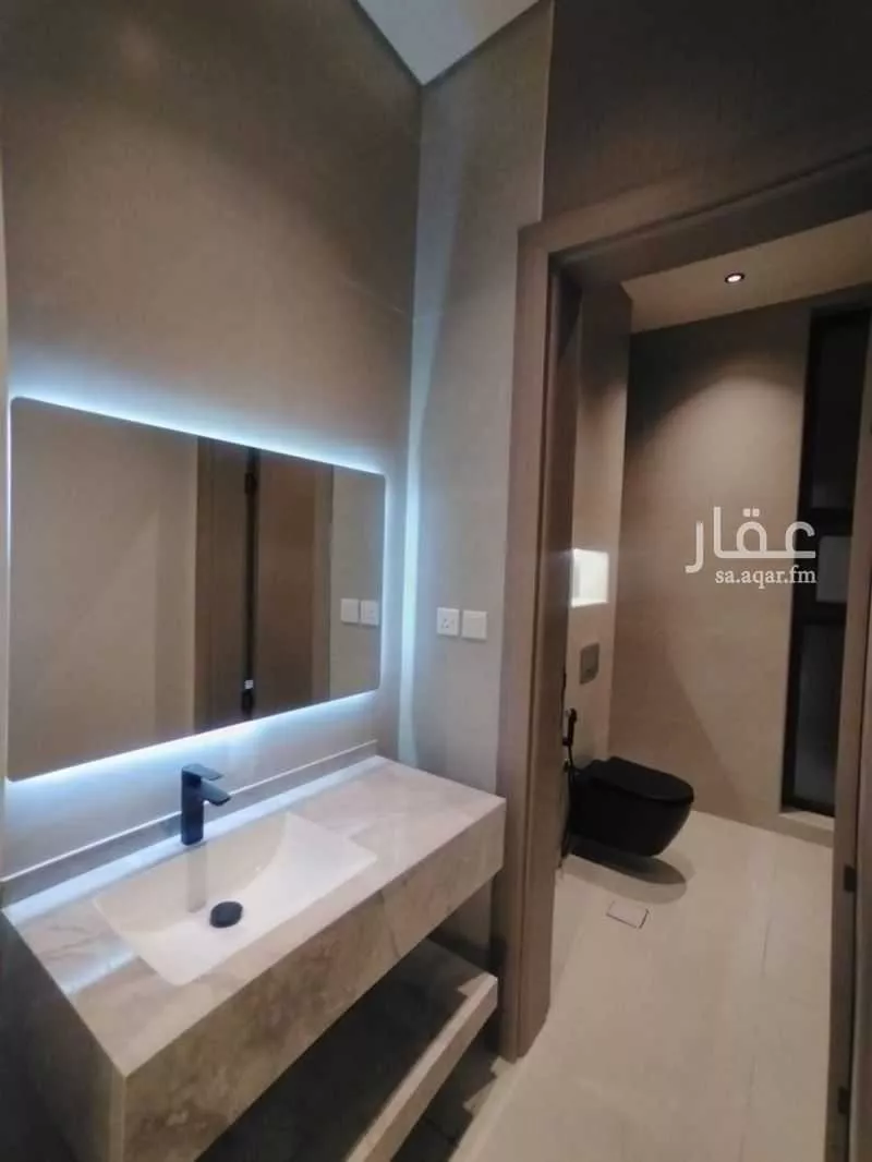 8 bedroom villa in Dahiat King Fahd 7