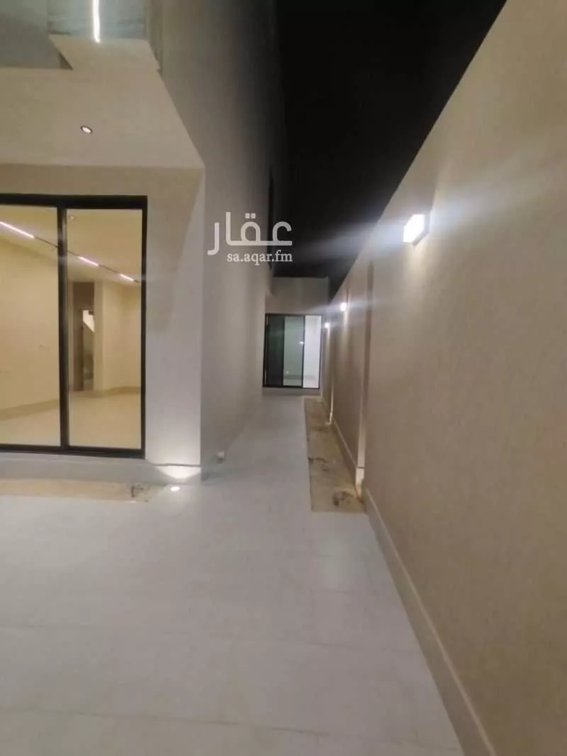 8 bedroom villa in Dahiat King Fahd 9