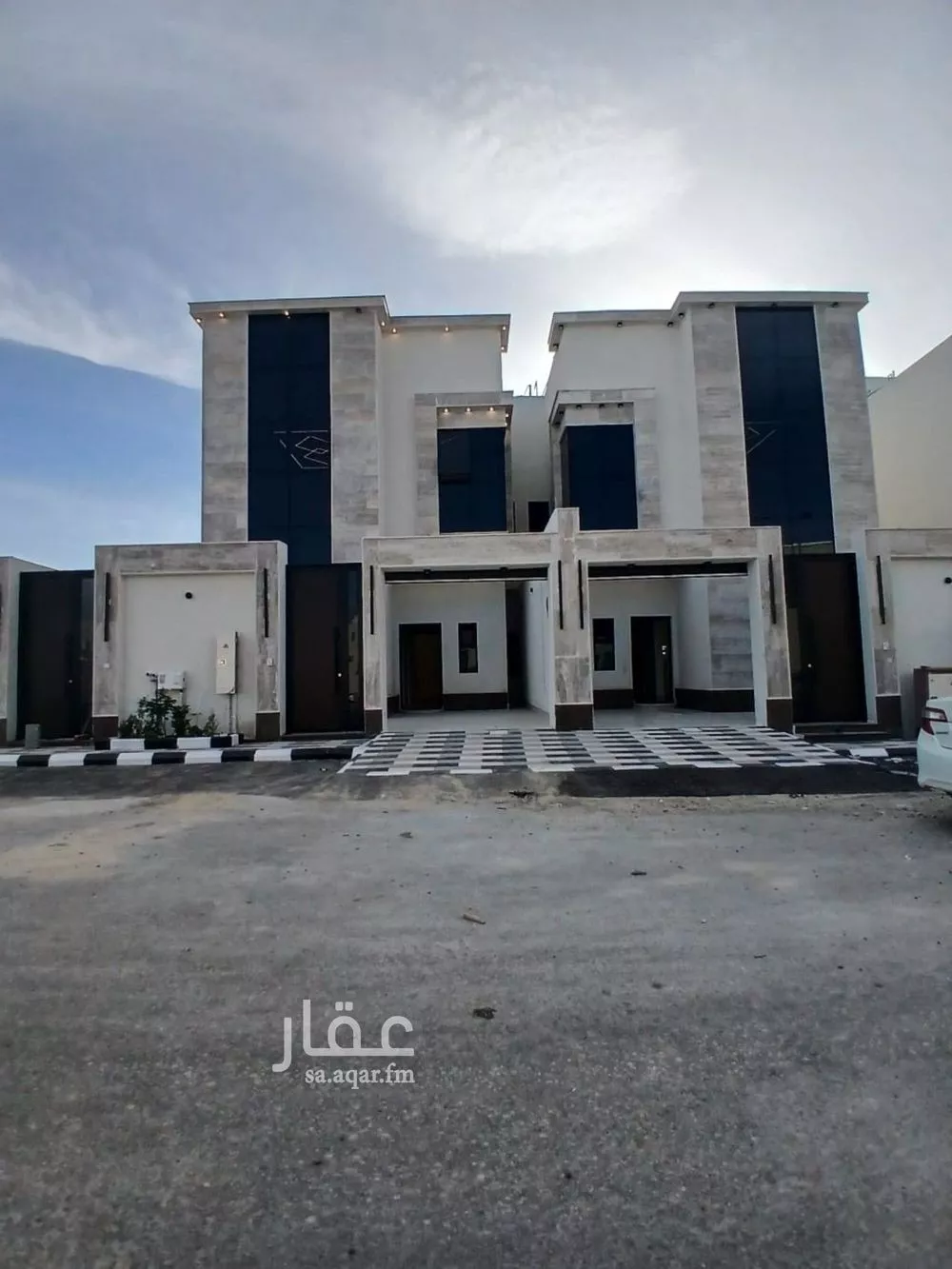 فيلا 8 غرف في ضاحية الملك فهد 3