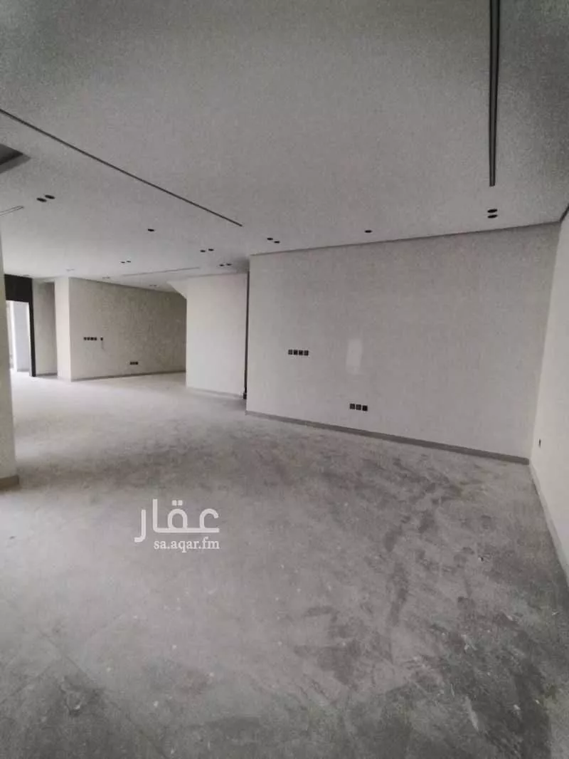 8 bedroom villa in Dahiat King Fahd 14