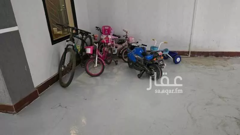 شقة 3 غرف في الحمرا 20