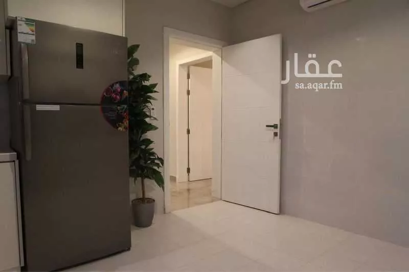 شقة 3 غرف في الحمرا 7