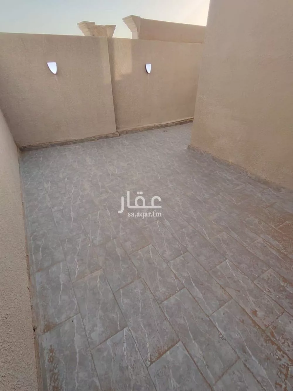 3 bedroom floor in Al Janadriyah 12