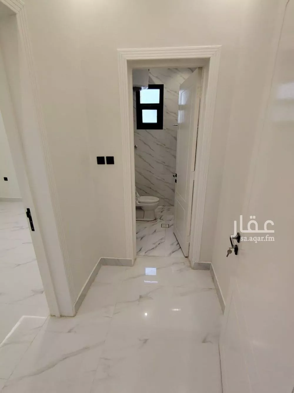 3 bedroom floor in Al Janadriyah 14