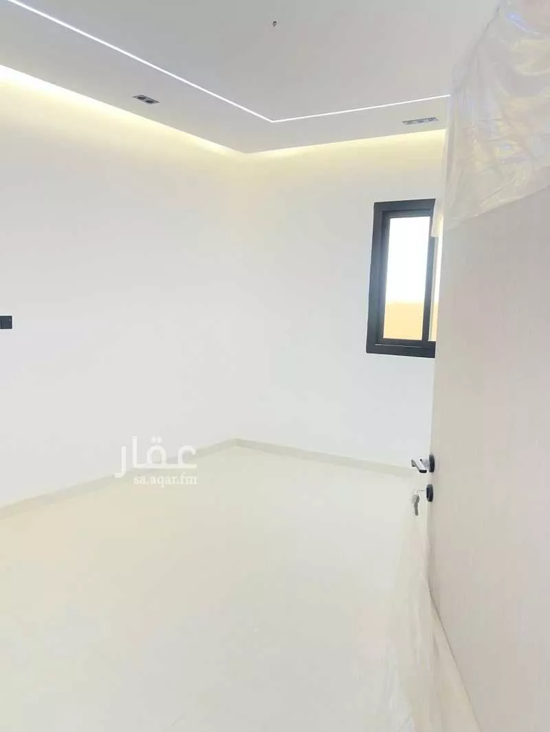 عمارة 305 م² في قلعة مخيط 2