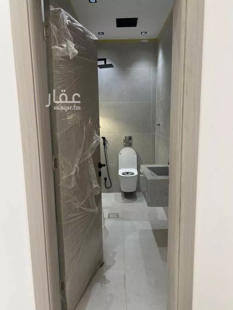 عمارة 305 م² في قلعة مخيط 6