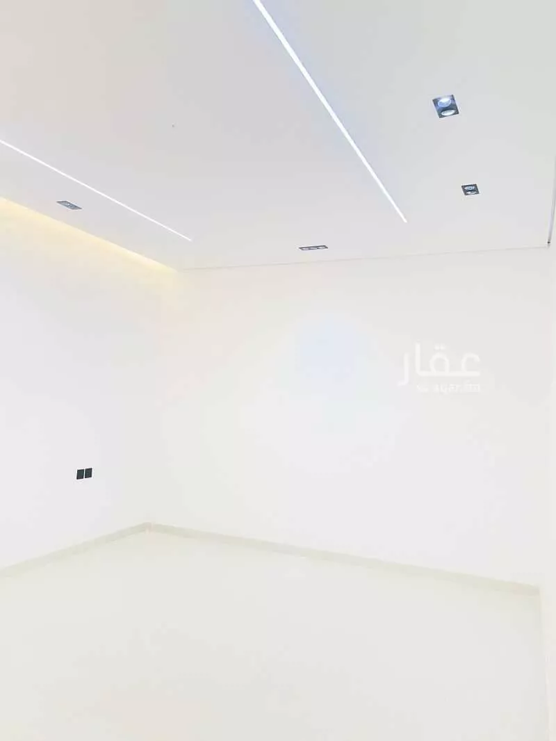 عمارة 305 م² في قلعة مخيط 7
