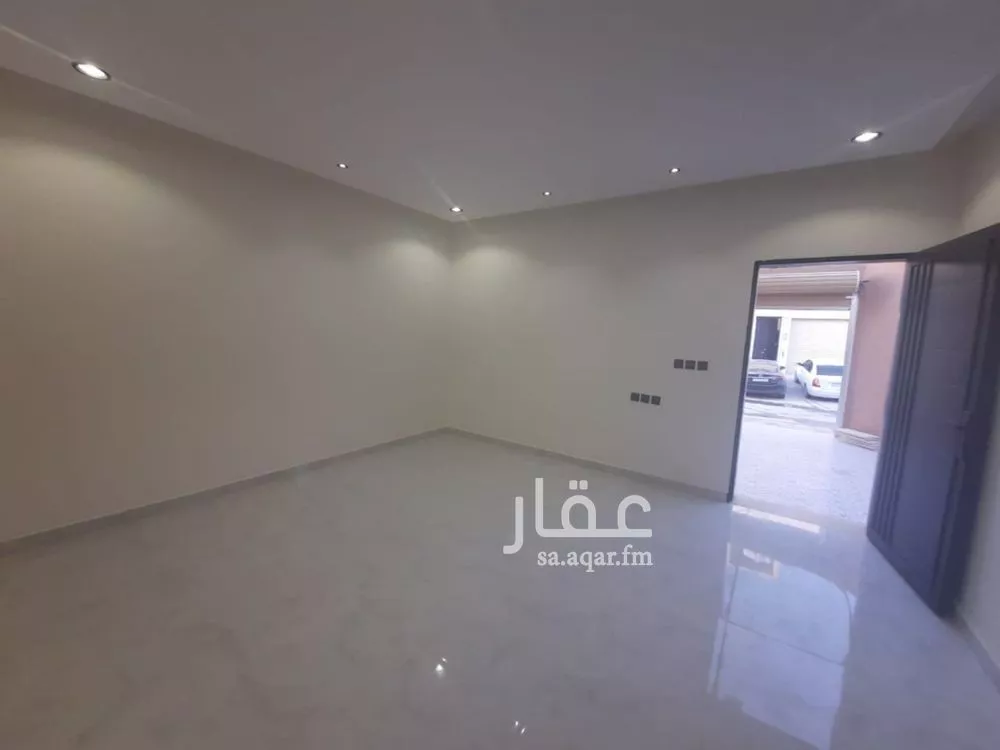 دور 4 غرف في عكاظ 10
