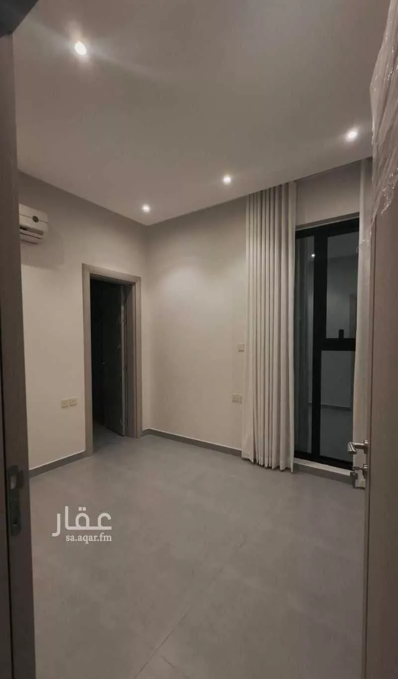 دور 3 غرف في العارض 22