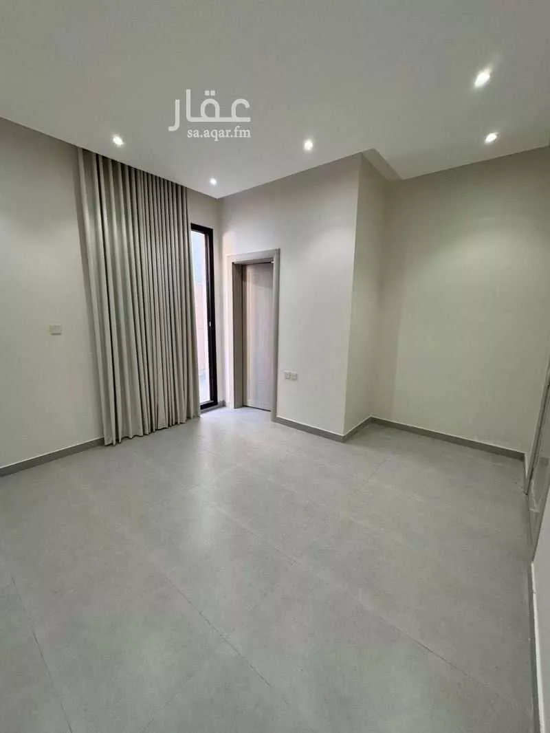 دور 3 غرف في العارض 8