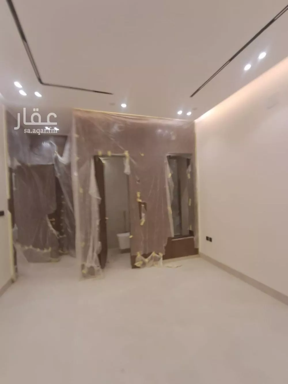 4 bedroom floor in Dhahrat Namar 9