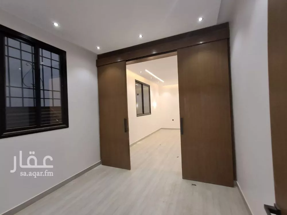دور 4 غرف في عكاظ 17