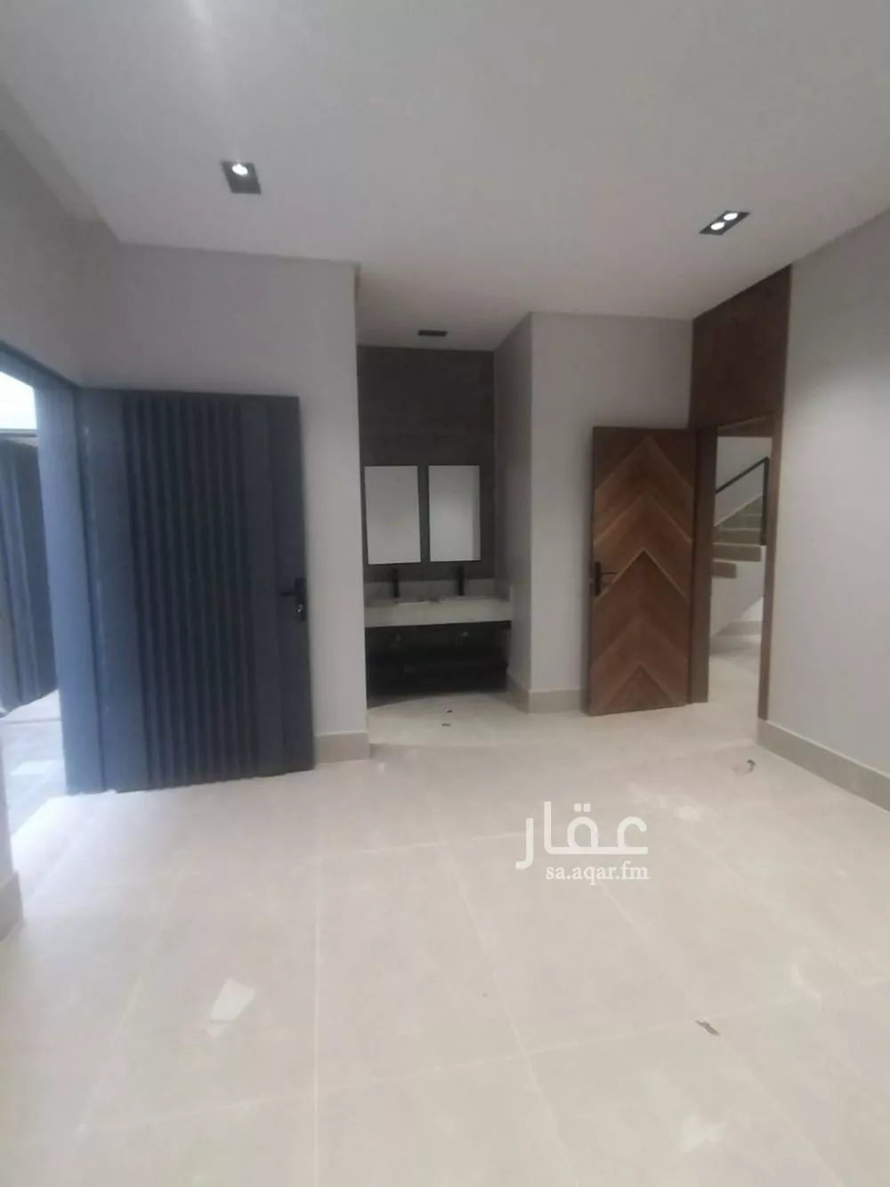 دور 4 غرف في عكاظ 16