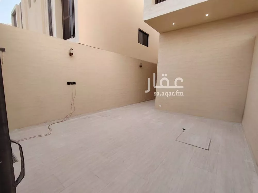 دور 3 غرف في عكاظ 9