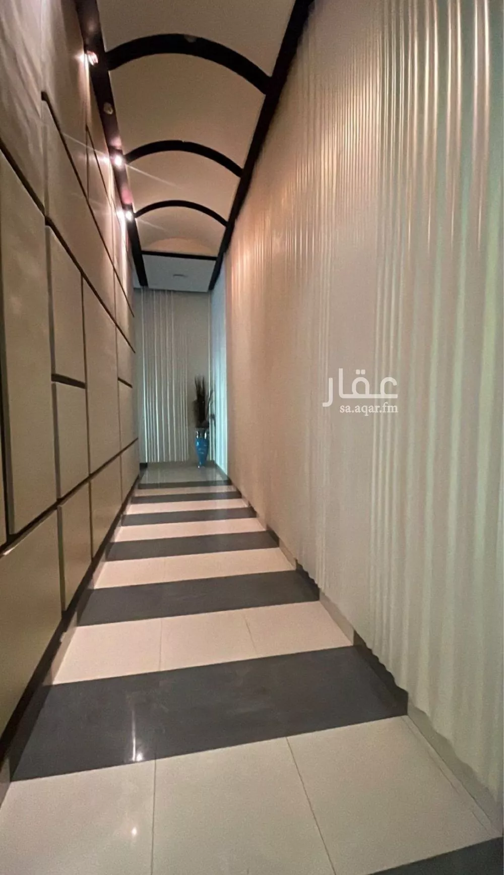 مكتب 225 م² في العليا 3