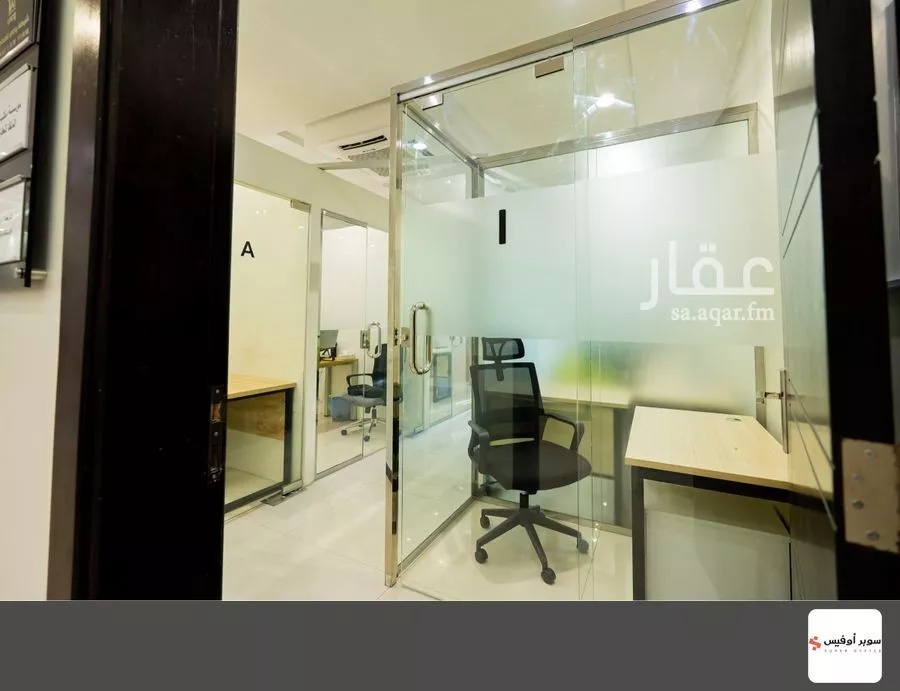 884 sqm office in Al Aridh 4