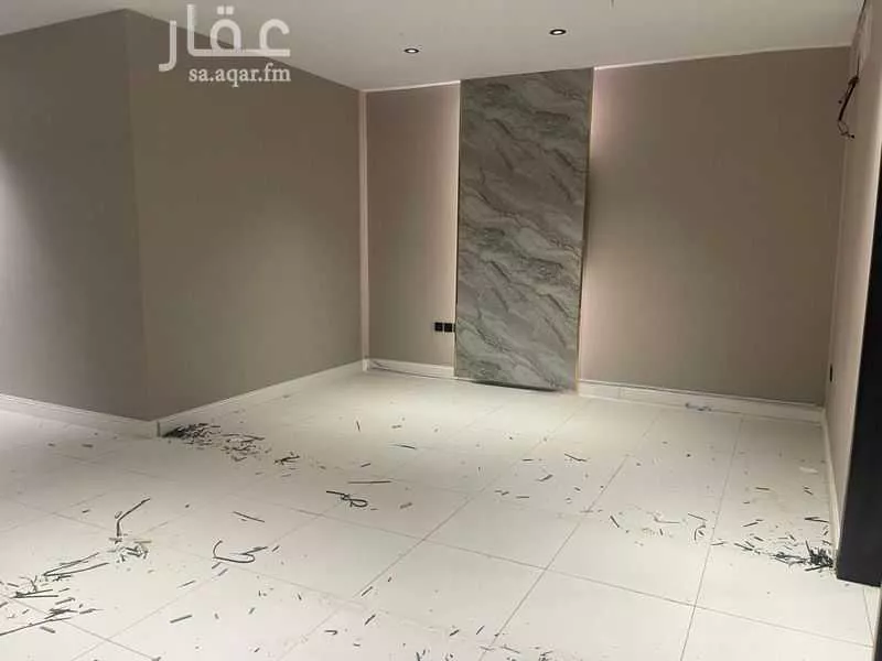 مكتب 7700 م² في الياسمين 3
