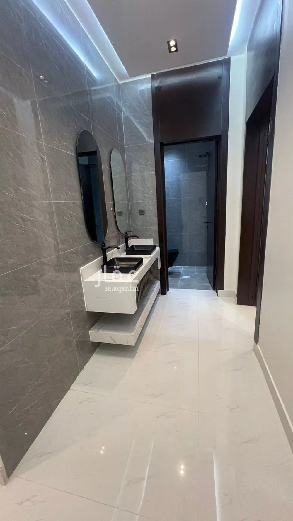 4 bedroom floor in Al Rimal 12