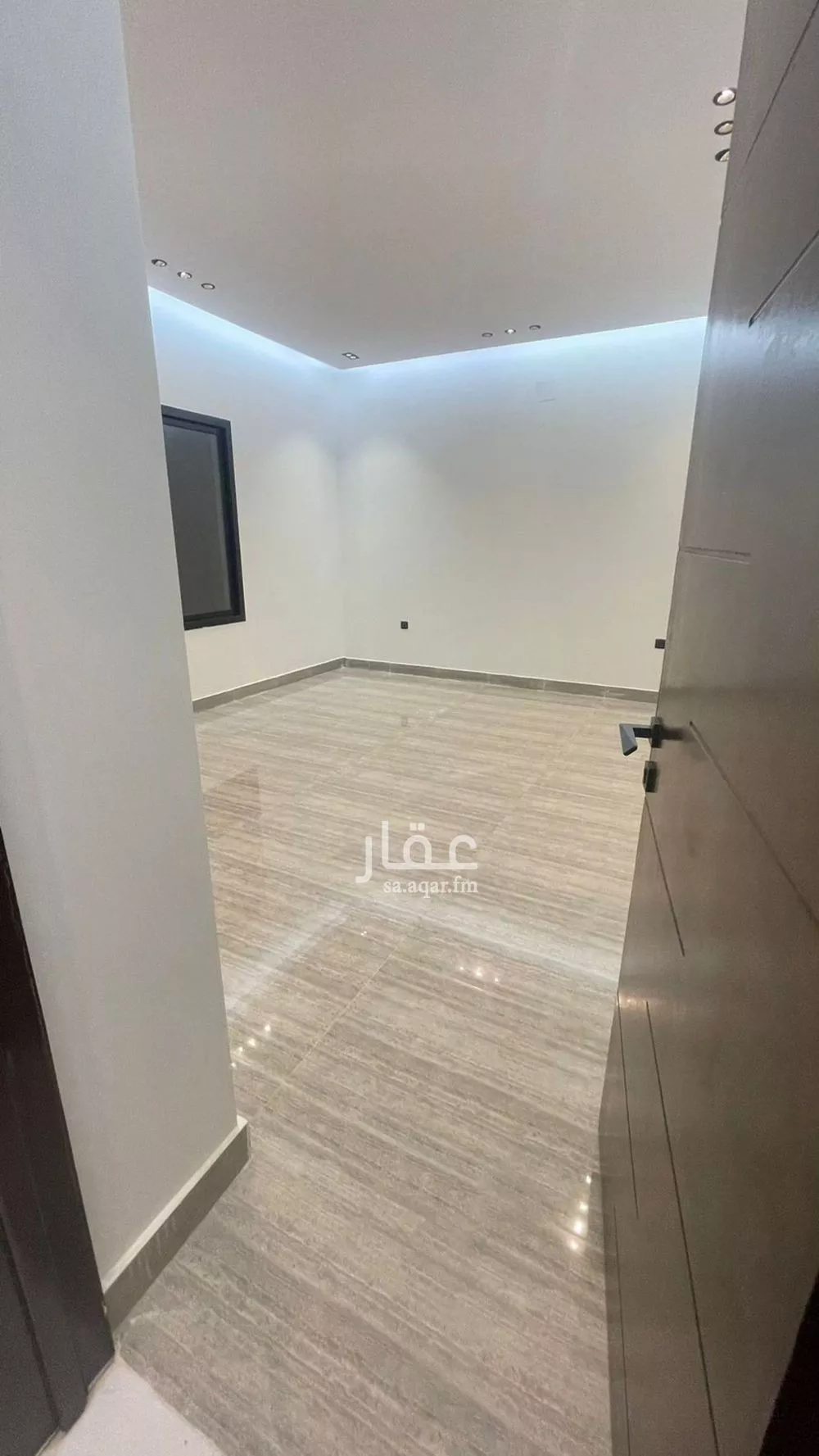 4 bedroom floor in Al Rimal 5