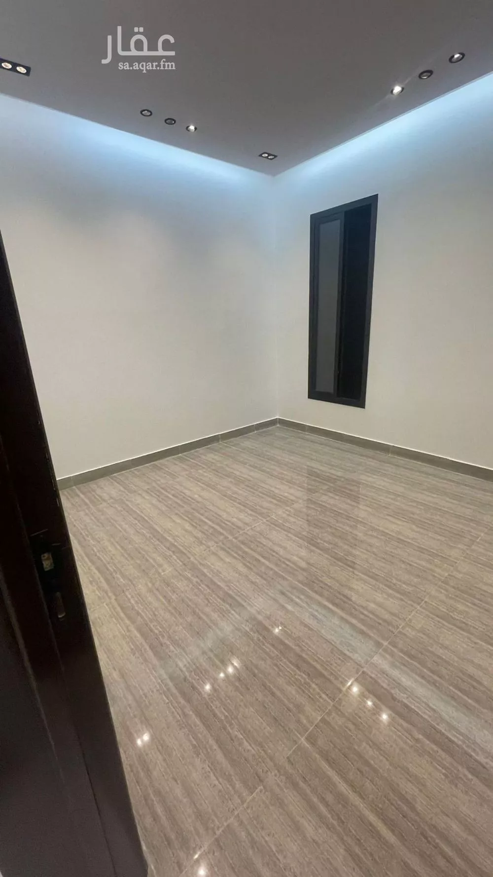 4 bedroom floor in Al Rimal 9