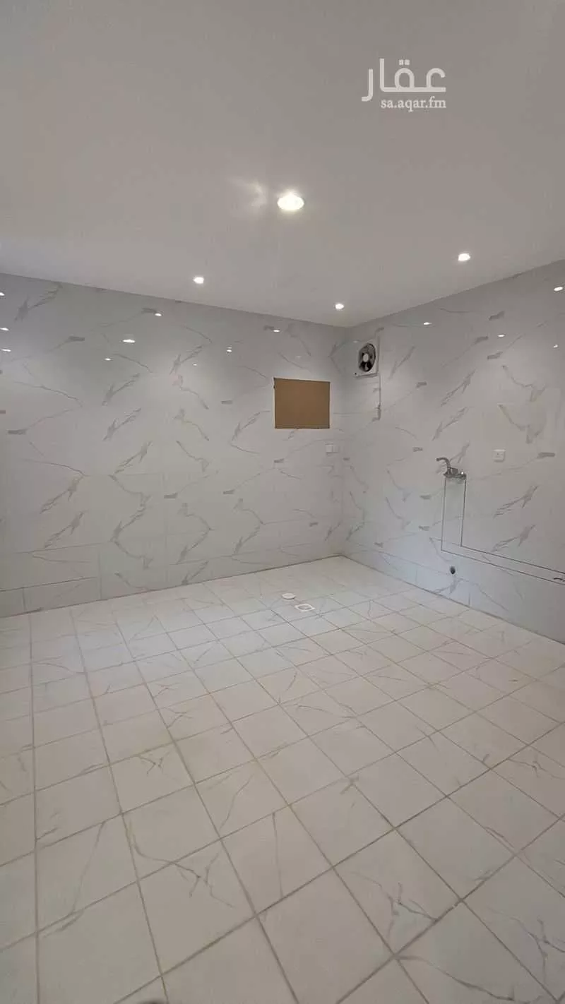 5 bedroom apartment in Al Buhayrat 11