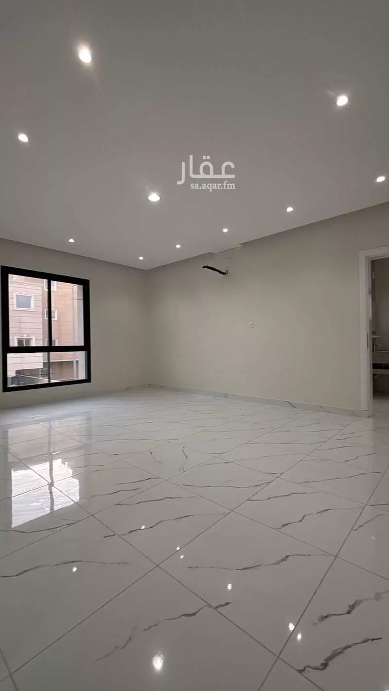 5 bedroom apartment in Al Buhayrat 12
